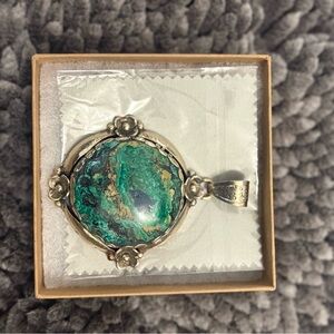 Elegant Silver and Green Pendant